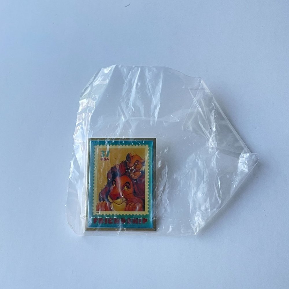 USPS The Art Of Disney Simba And Mufasa Friendship Stamp Lapel Pin and Magnet - Picture 9 of 11
